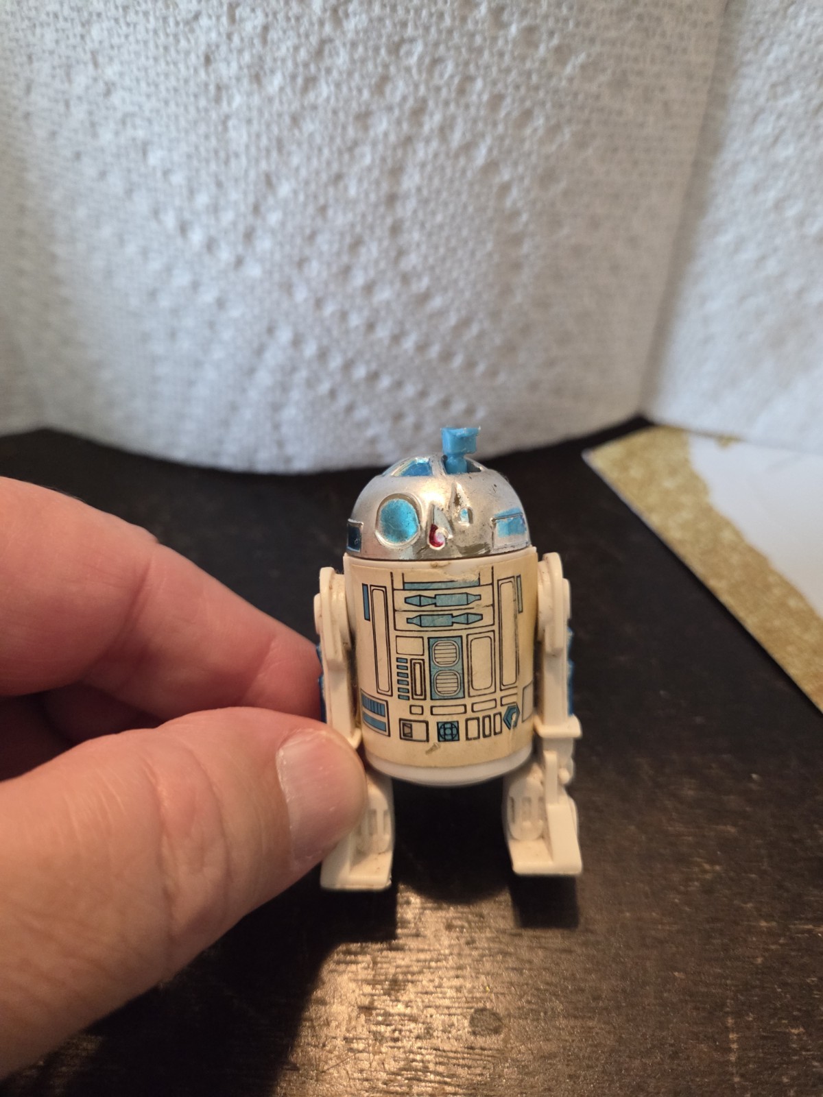 R2-D2 (Artoo-Detoo) (with Sensorscope) sold