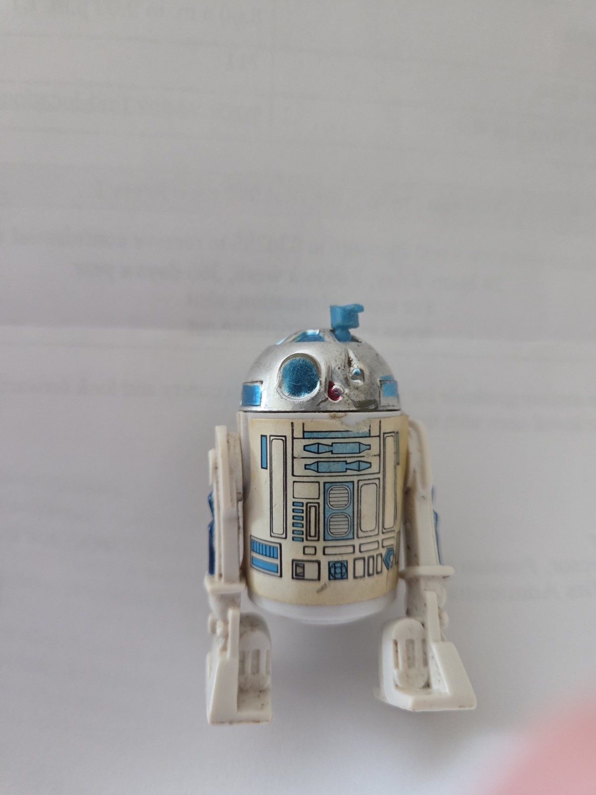 R2-D2 (Artoo-Detoo) (with Sensorscope) sold