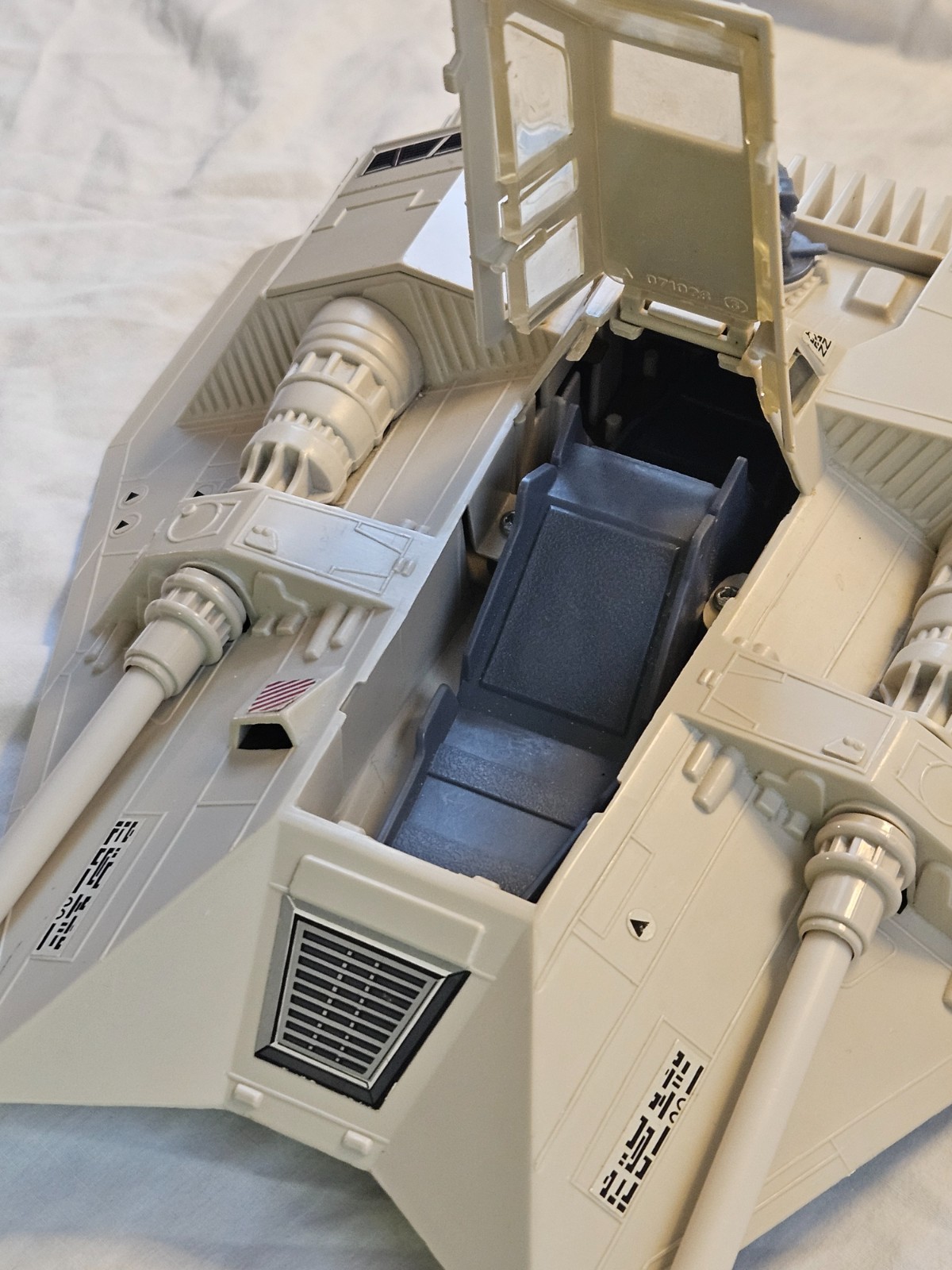 Rebel Armored Snowspeeder sold