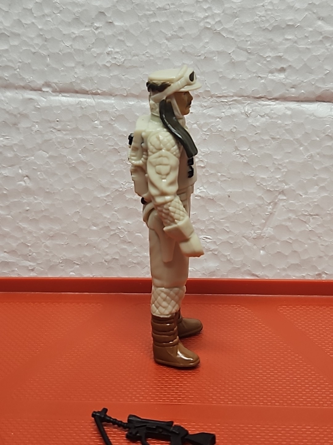 Rebel Commander sold