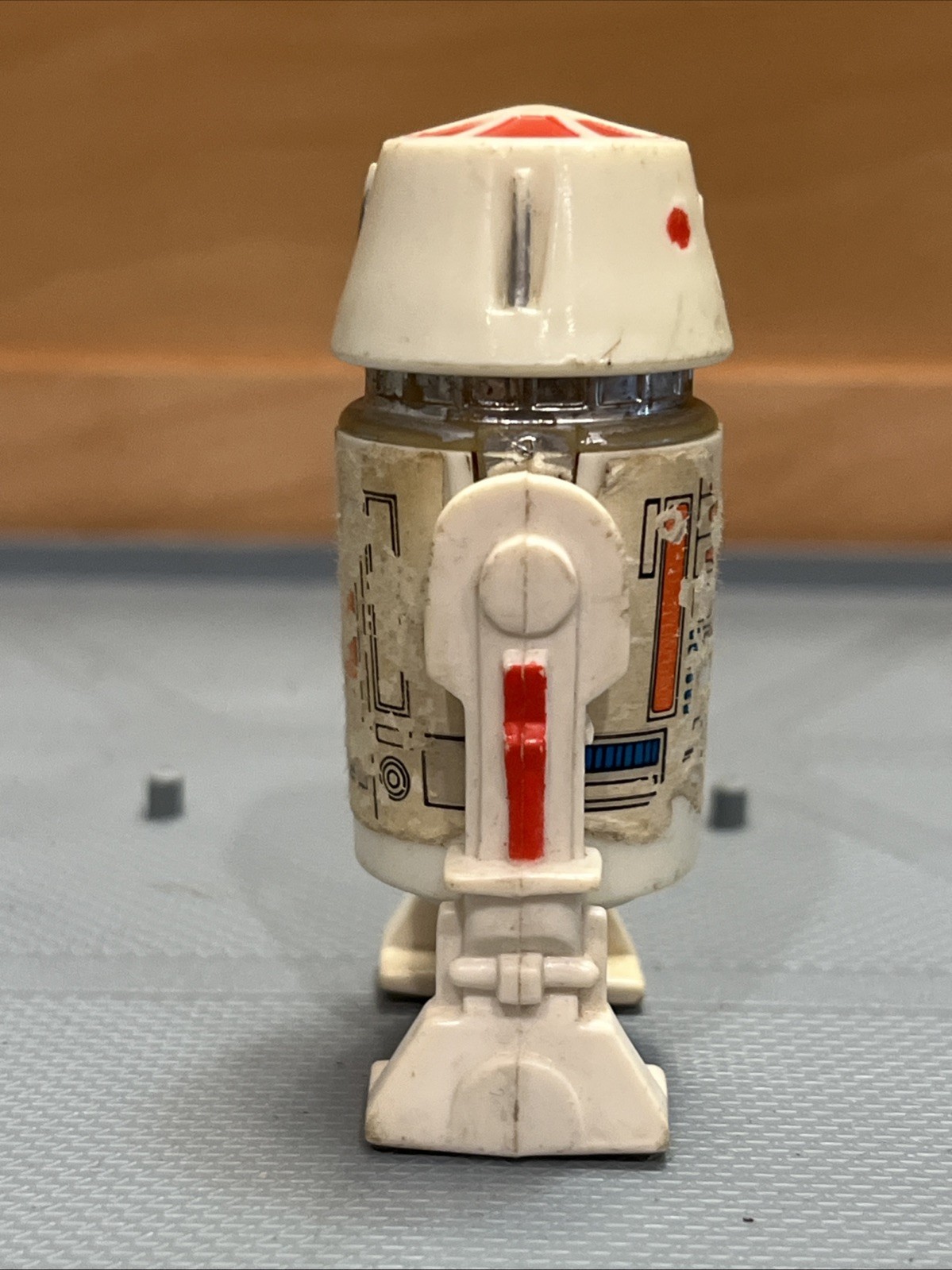 R5-D4 (Arfive-Defour) sold