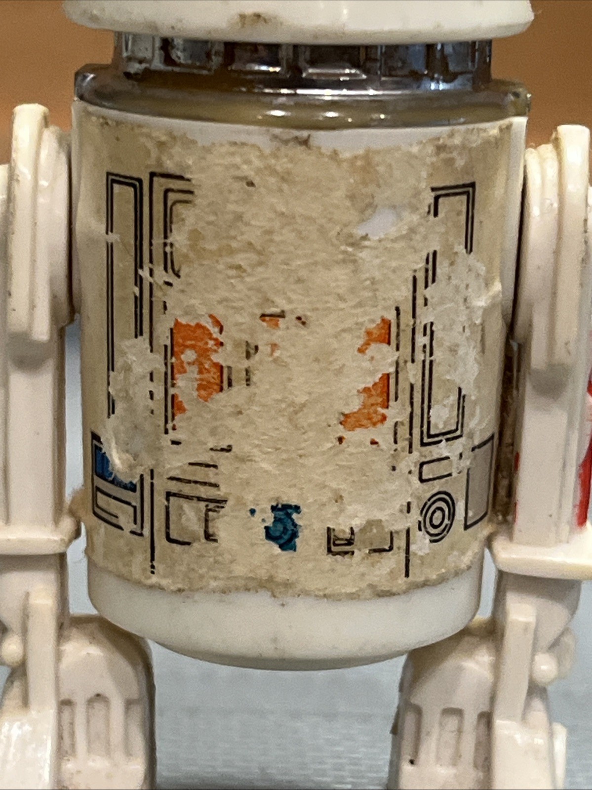 R5-D4 (Arfive-Defour) sold