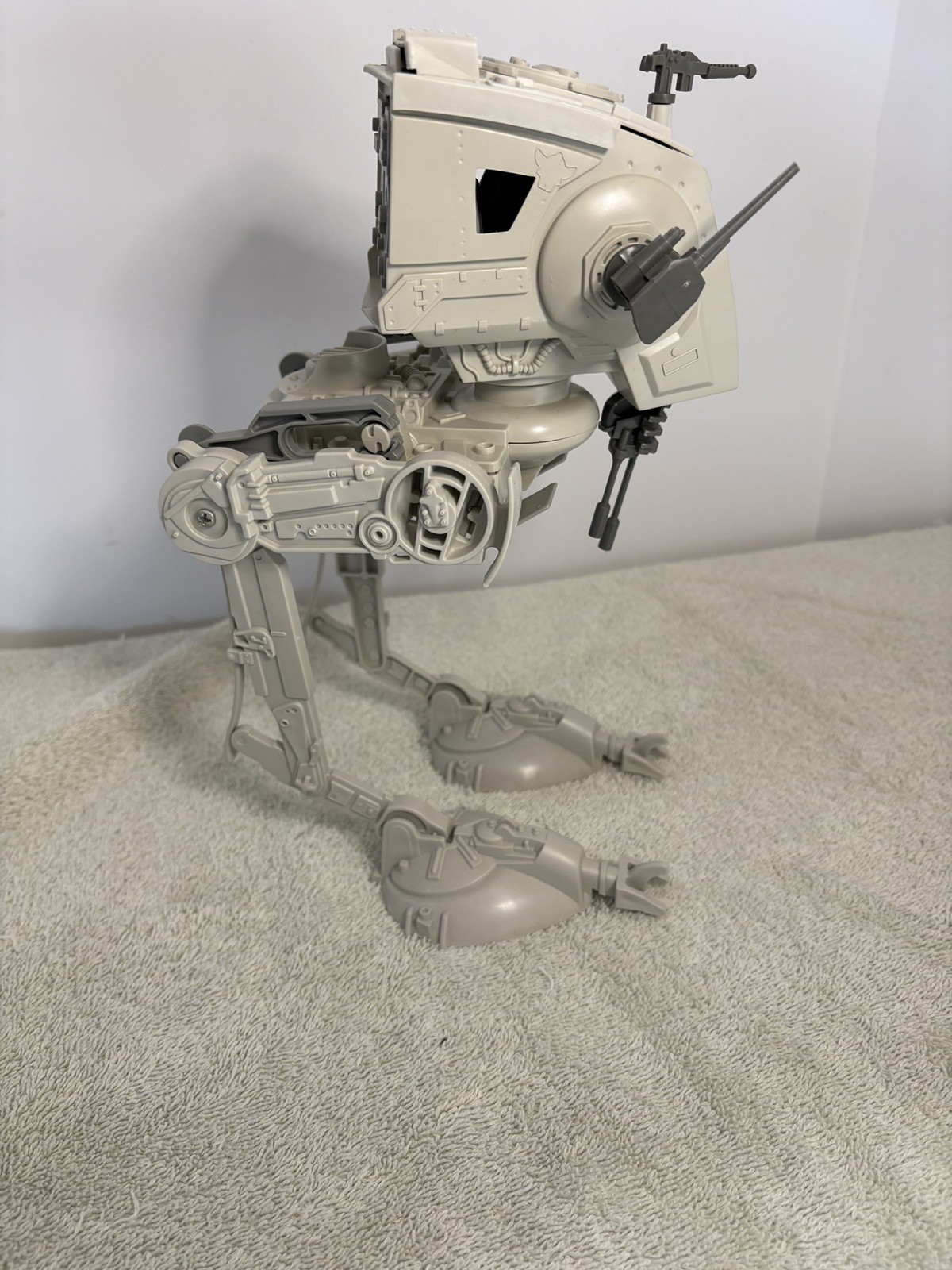 Scout Walker (AT-ST) sold