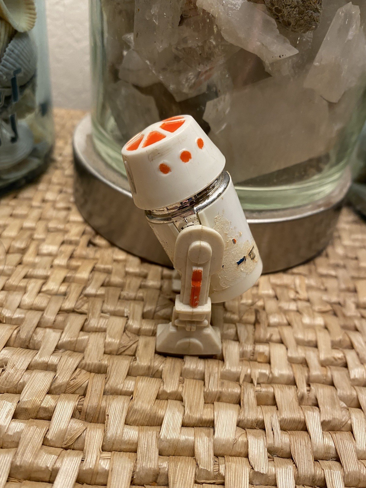 R5-D4 (Arfive-Defour) sold