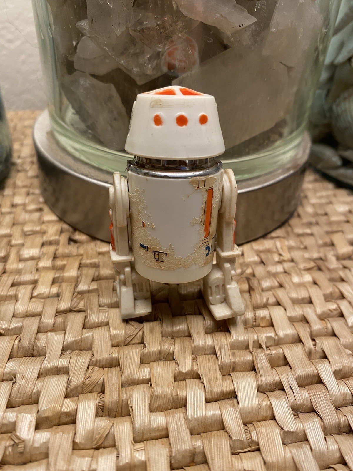 R5-D4 (Arfive-Defour) sold