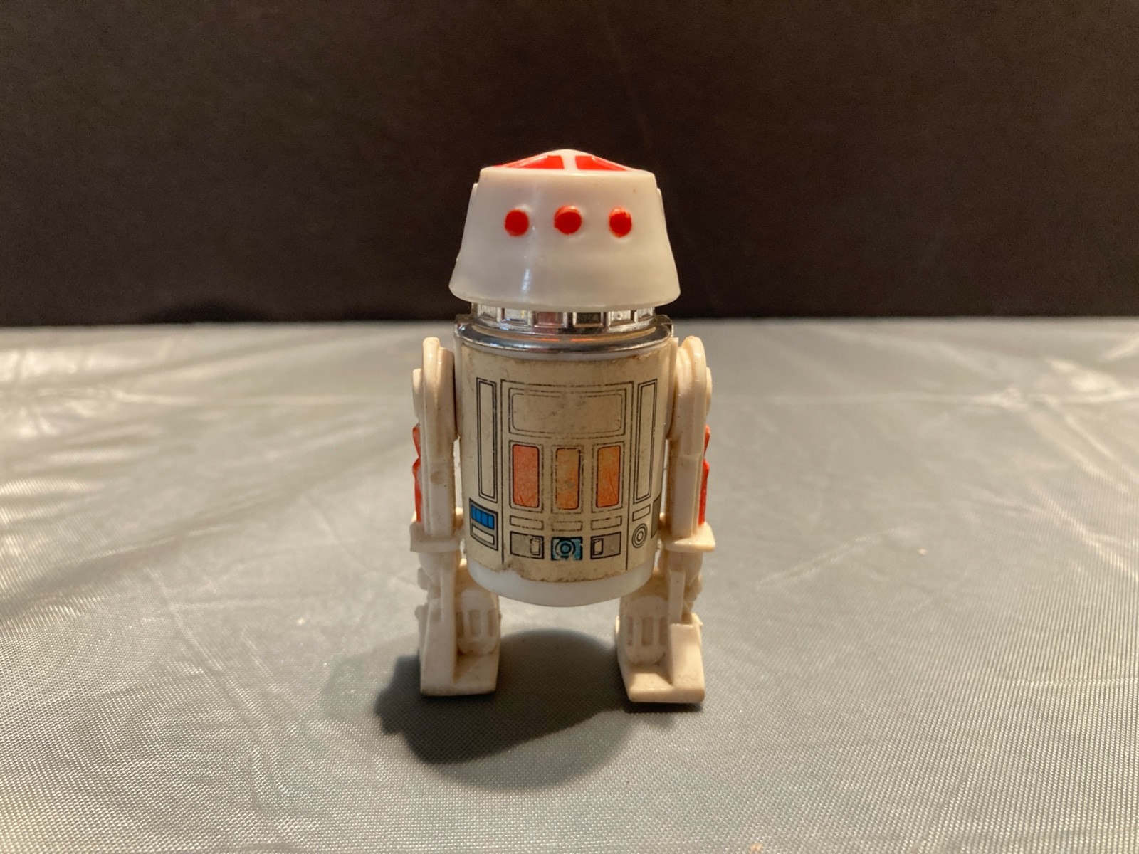R5-D4 (Arfive-Defour) sold