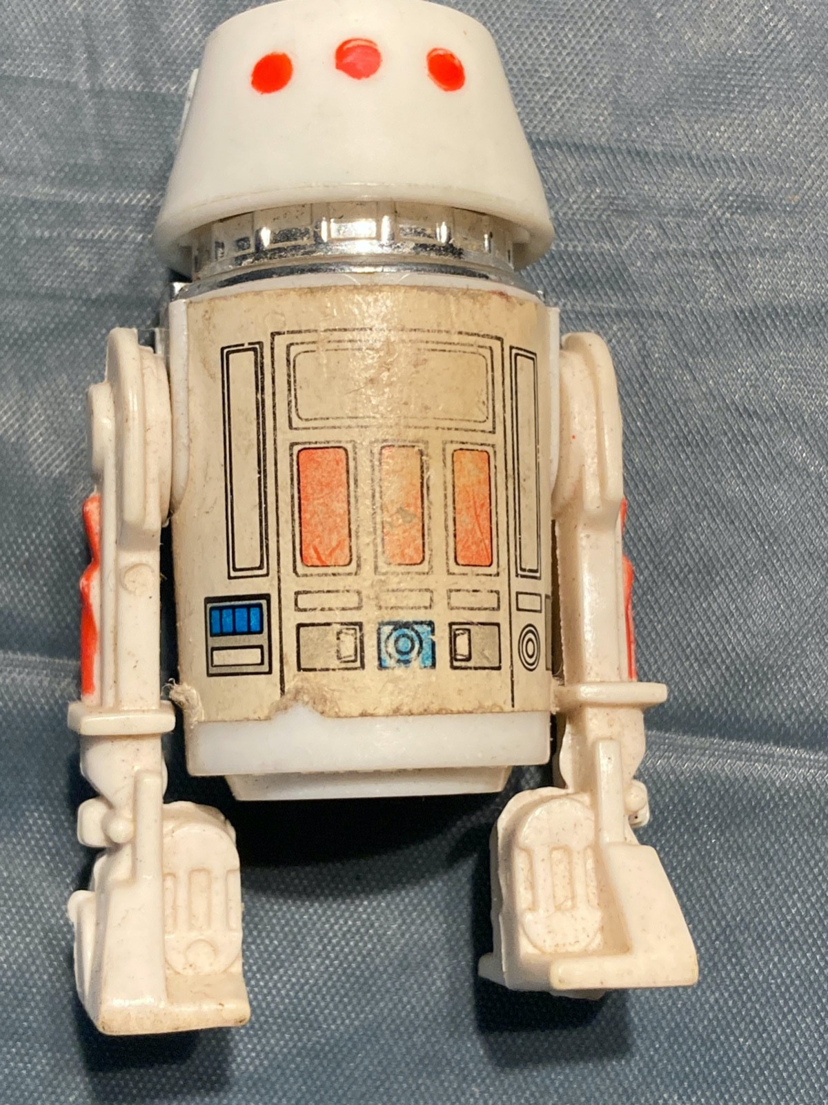 R5-D4 (Arfive-Defour) sold