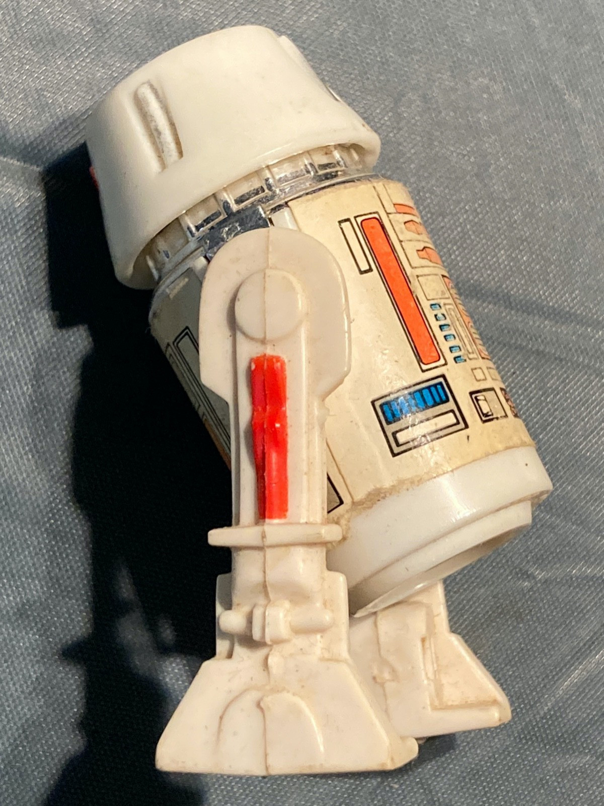 R5-D4 (Arfive-Defour) sold