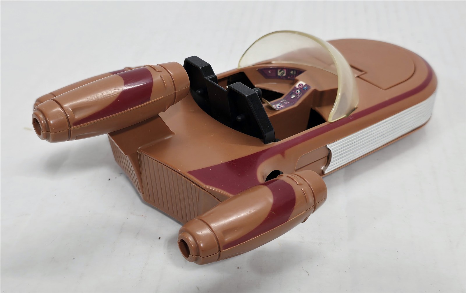 Landspeeder sold