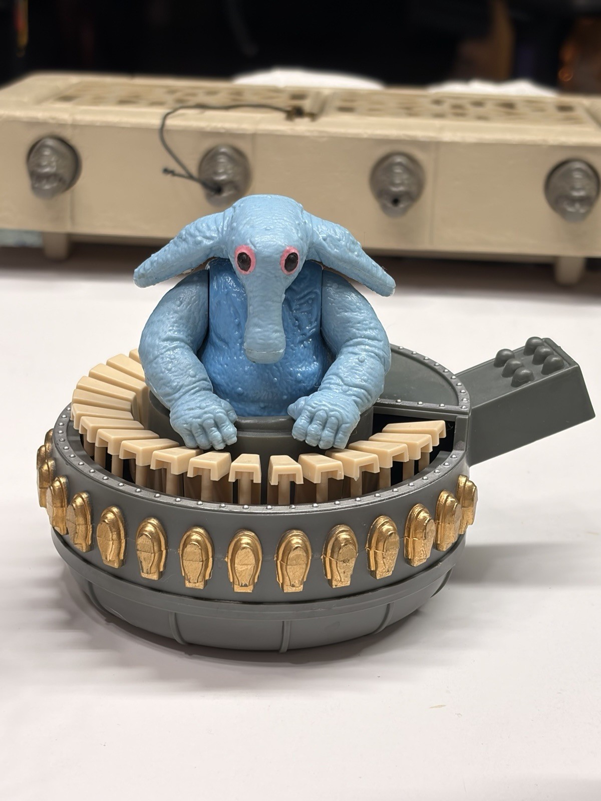 Sy Snootles & The Rebo Band sold