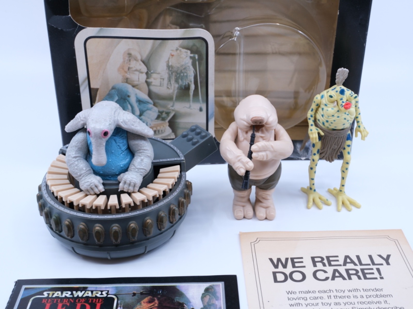 Sy Snootles & The Rebo Band sold