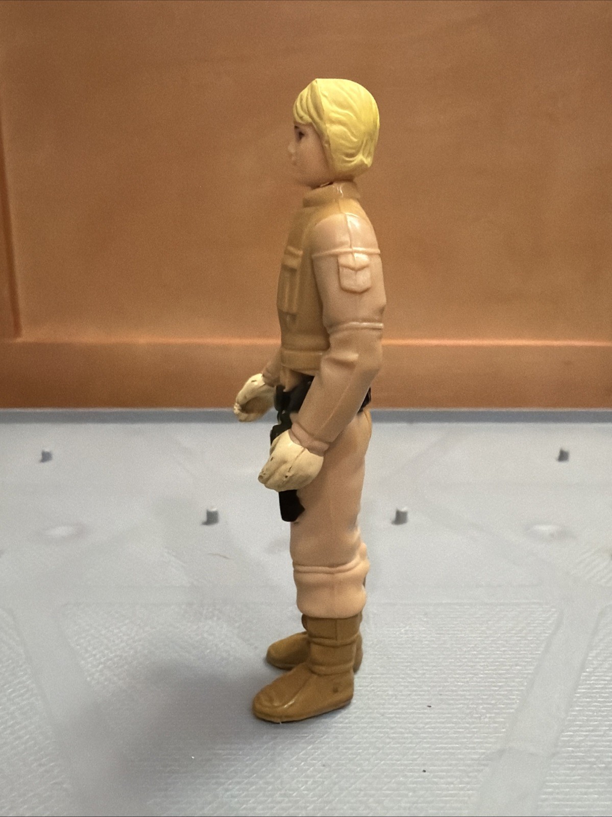 Luke Skywalker (Bespin Fatigues) sold