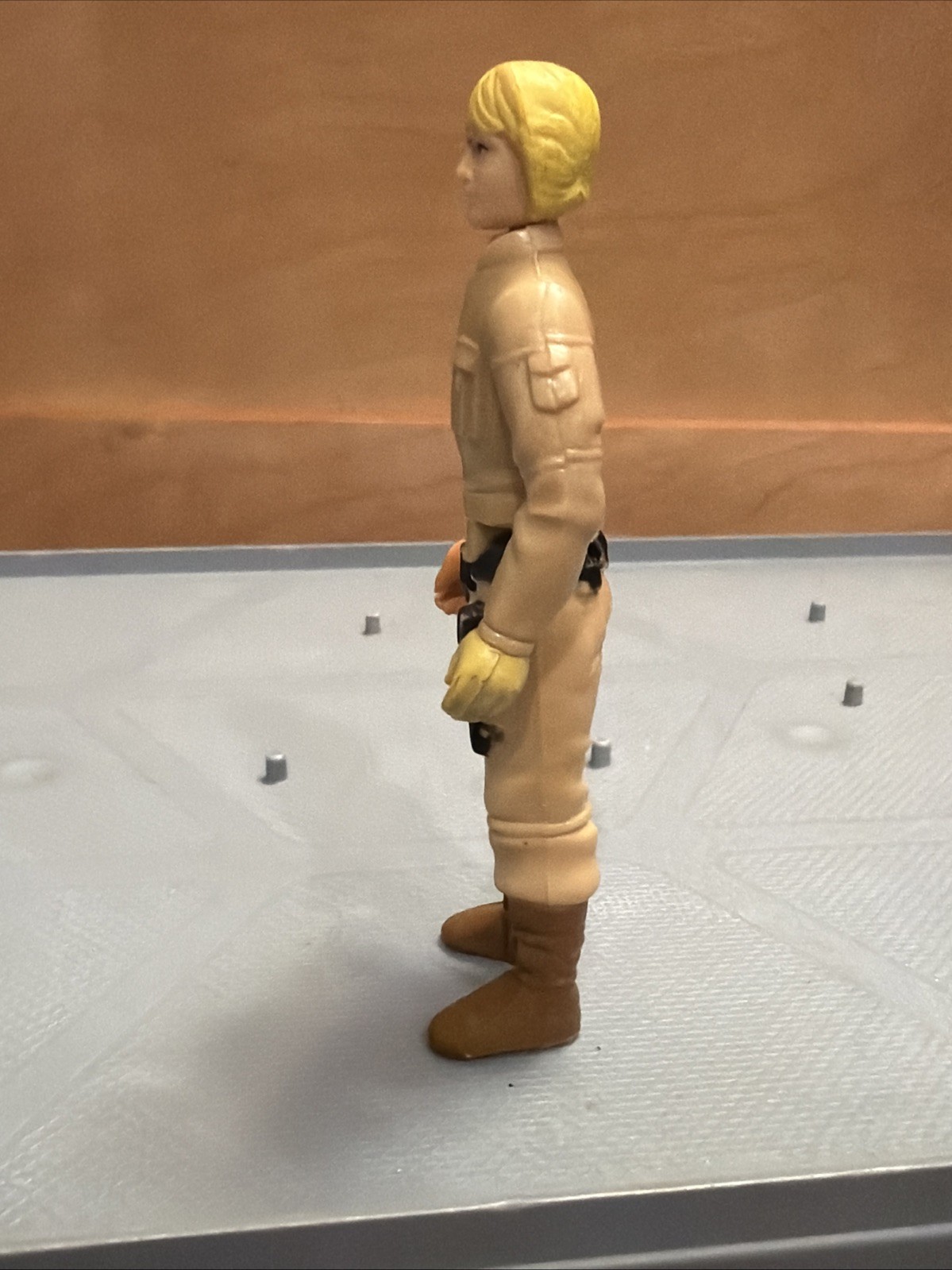 Luke Skywalker (Bespin Fatigues) sold