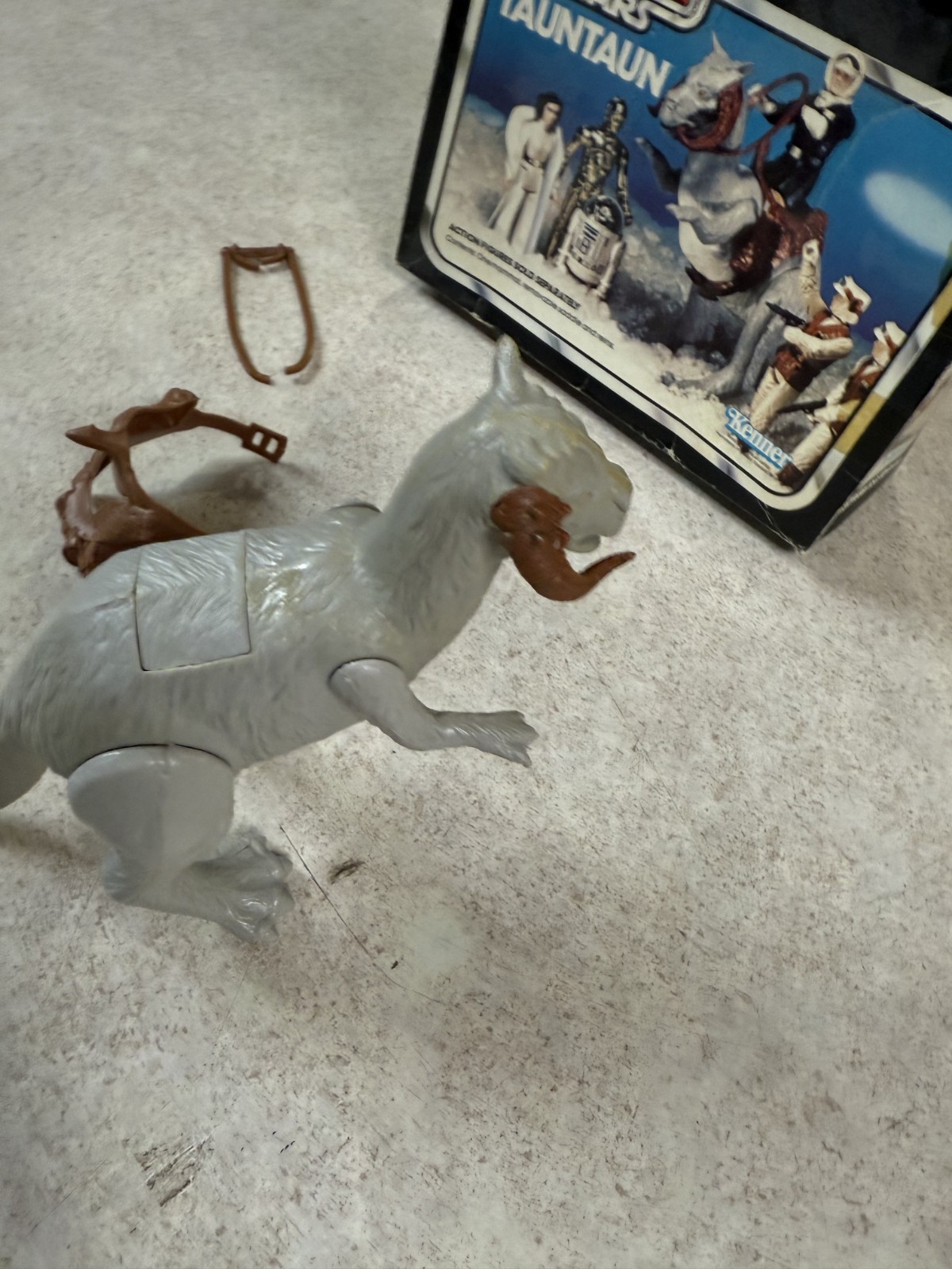 Tauntaun (closed belly) sold