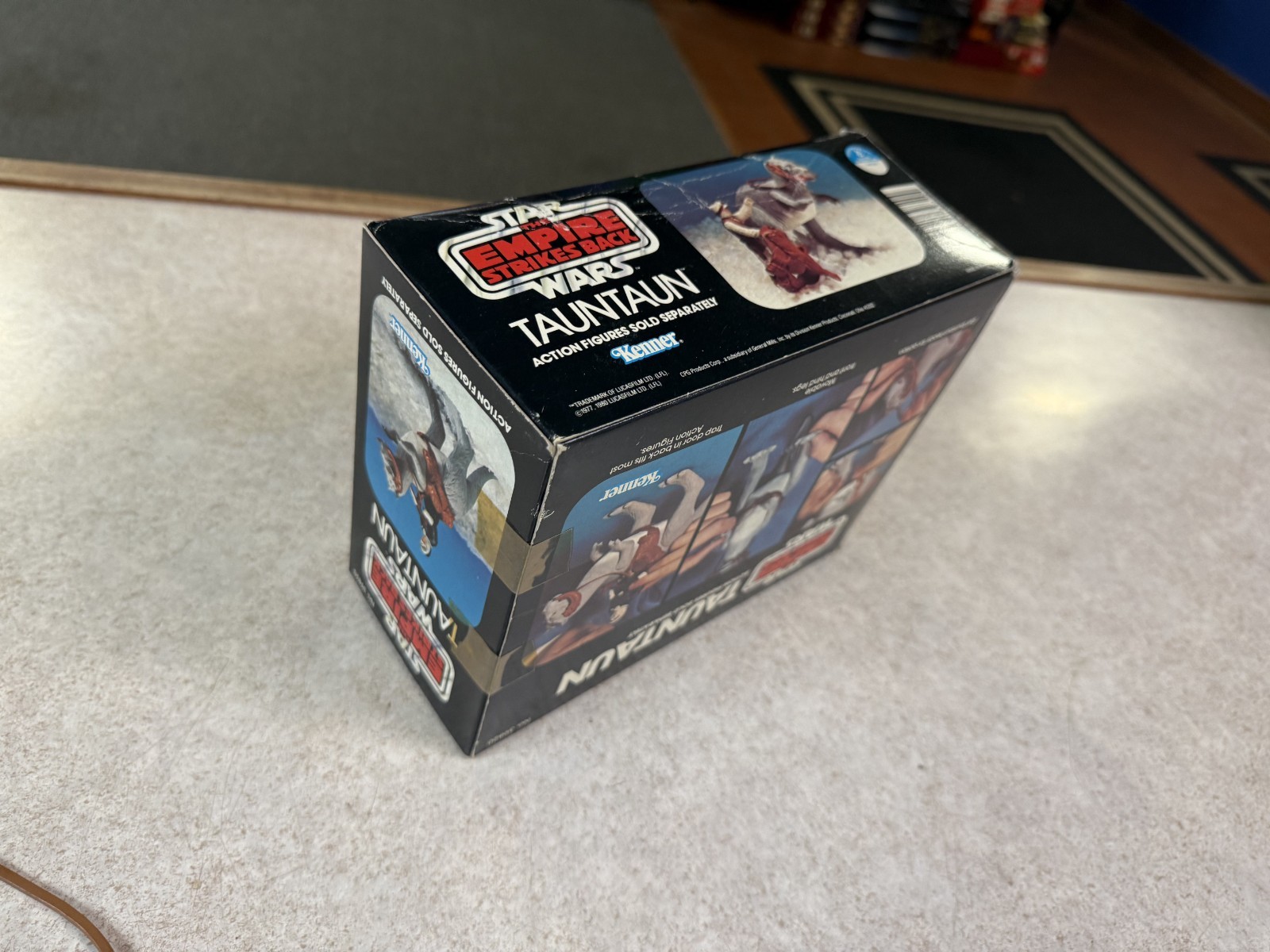 Tauntaun (closed belly) sold