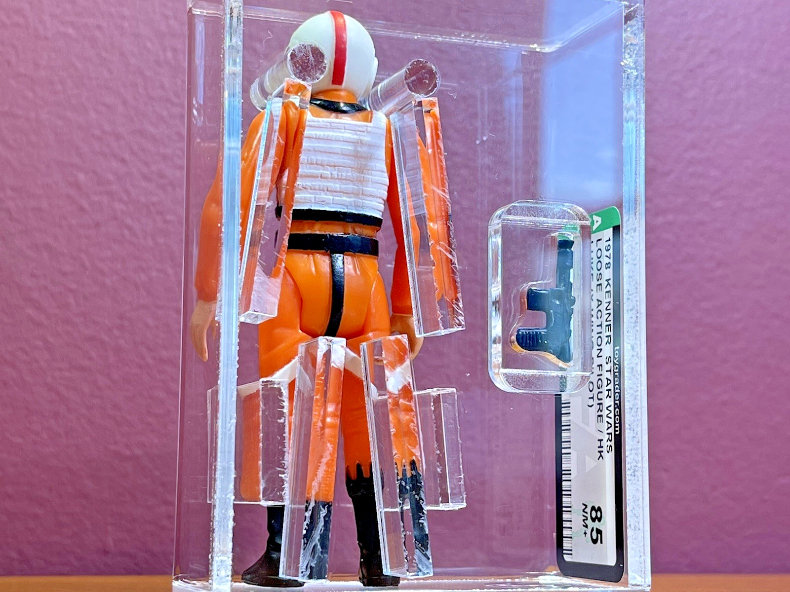 Luke Skywalker (X-Wing Fighter Pilot) sold