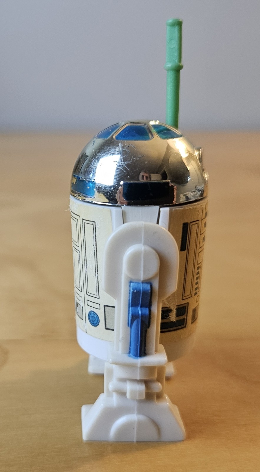 R2-D2 (Artoo-Detoo) with pop-up Lightsaber sold