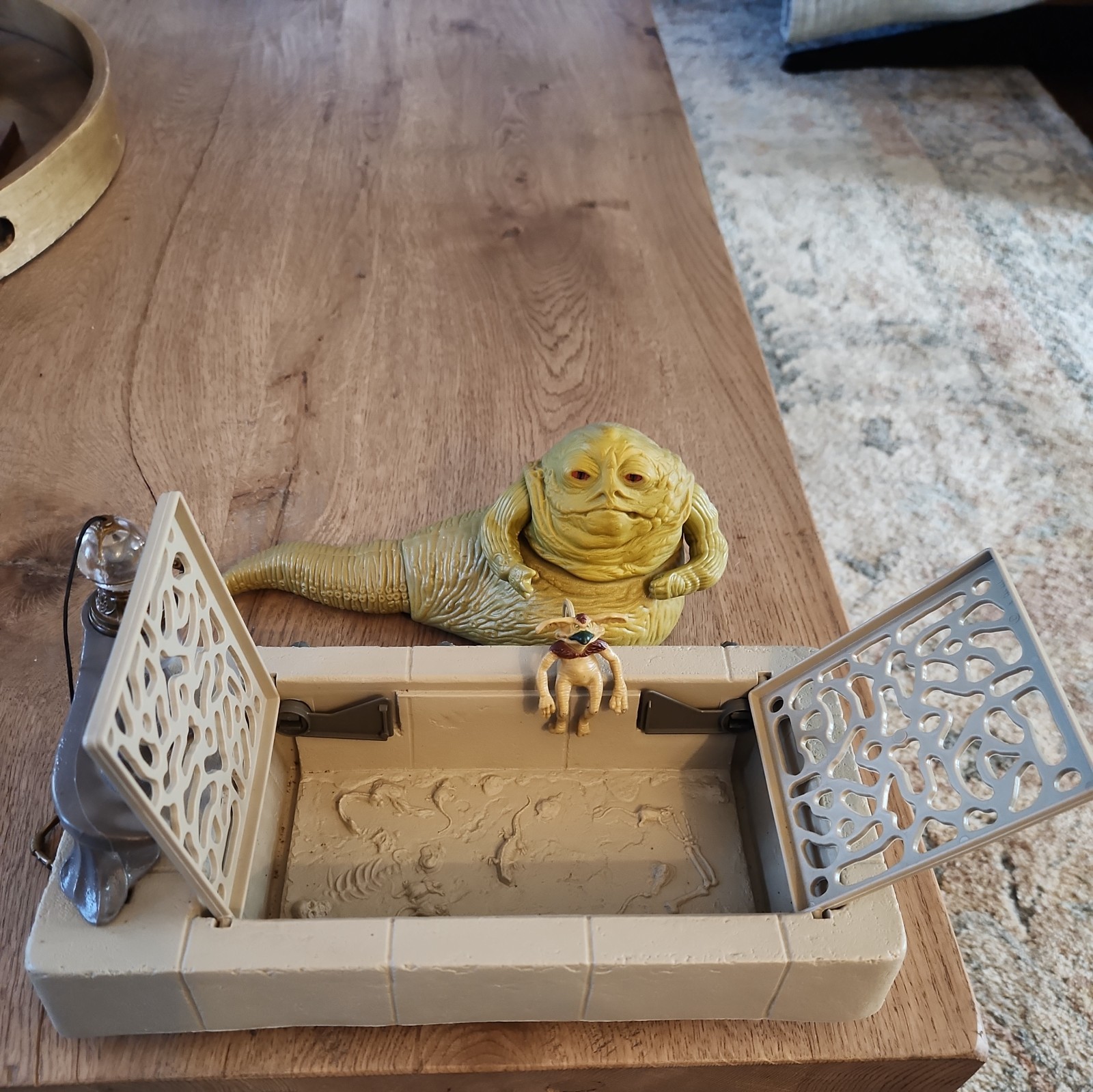 Jabba the Hutt Action Playset sold