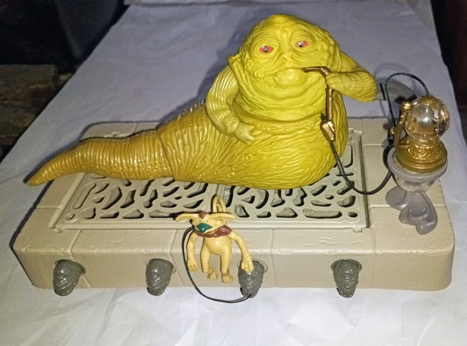 Jabba the Hutt Action Playset sold