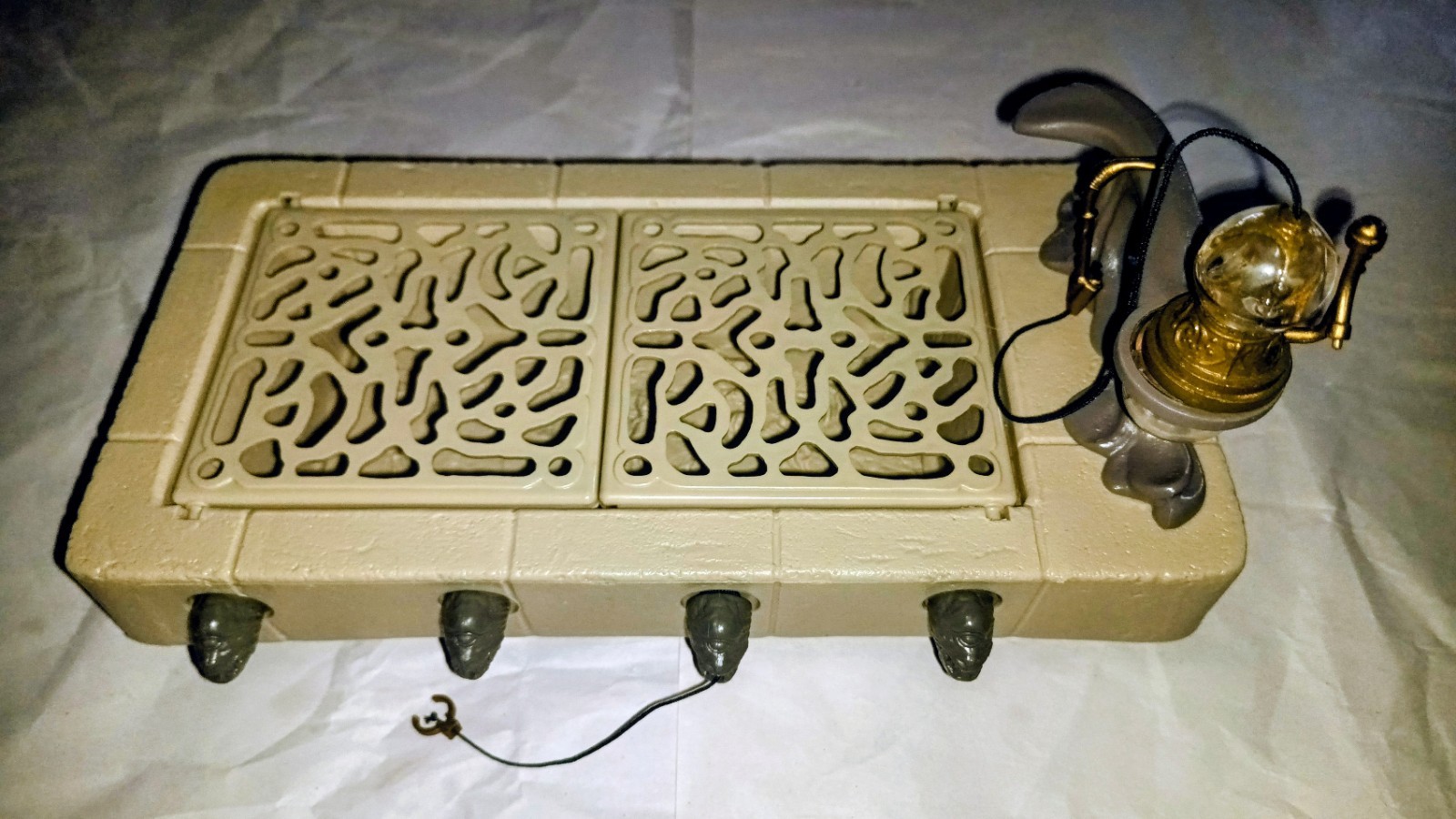 Jabba the Hutt Action Playset sold