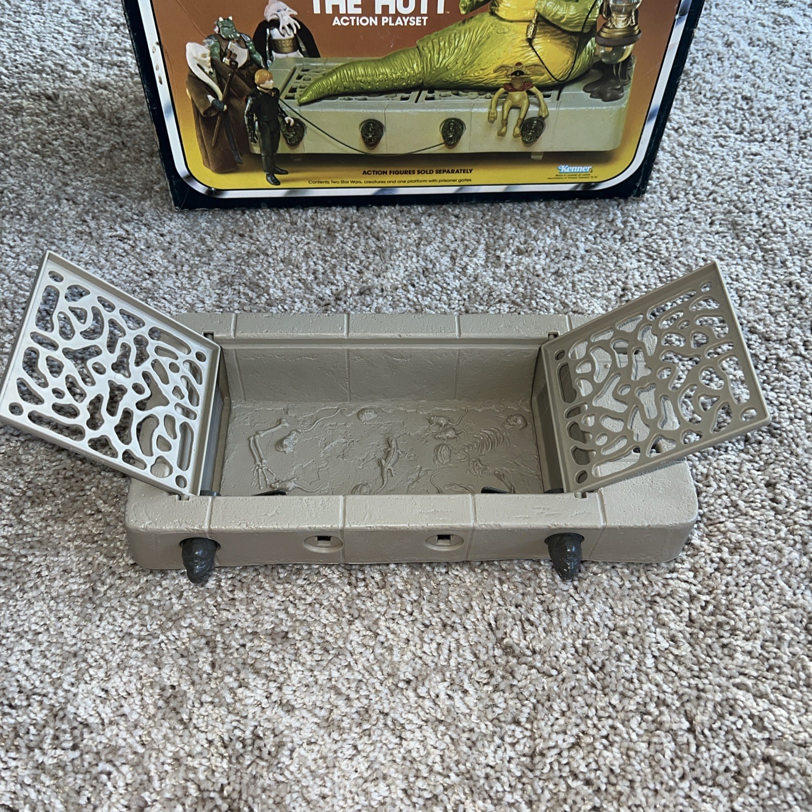 Jabba the Hutt Action Playset sold