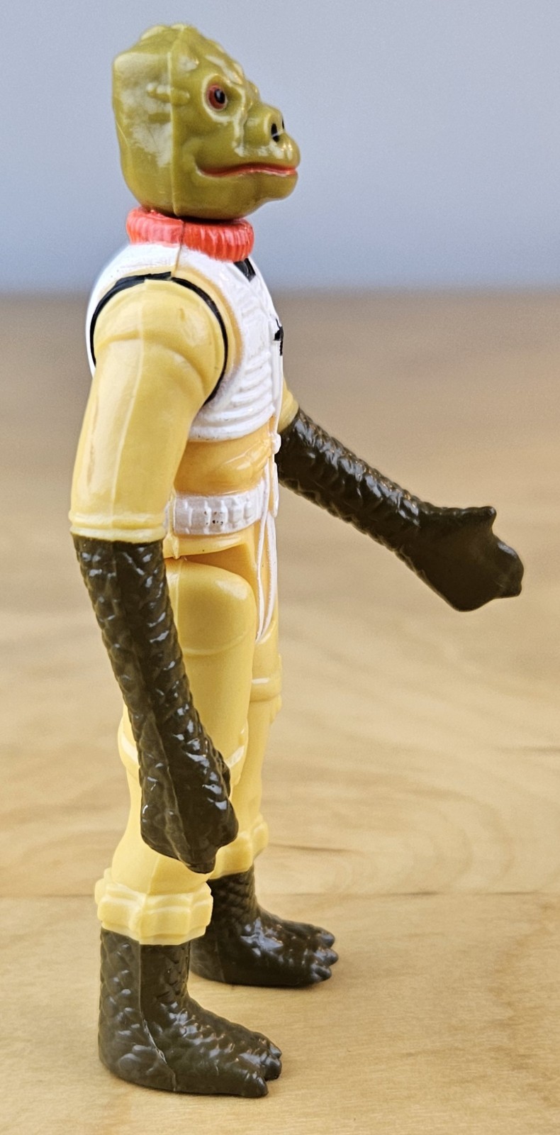 Bossk (Bounty Hunter) sold