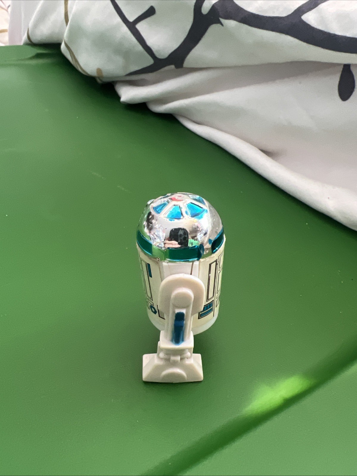 R2-D2 (Artoo-Detoo) sold