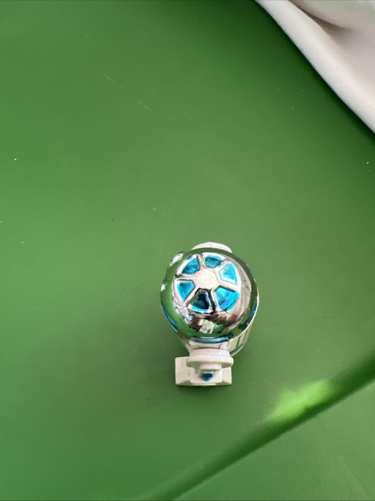 R2-D2 (Artoo-Detoo) sold