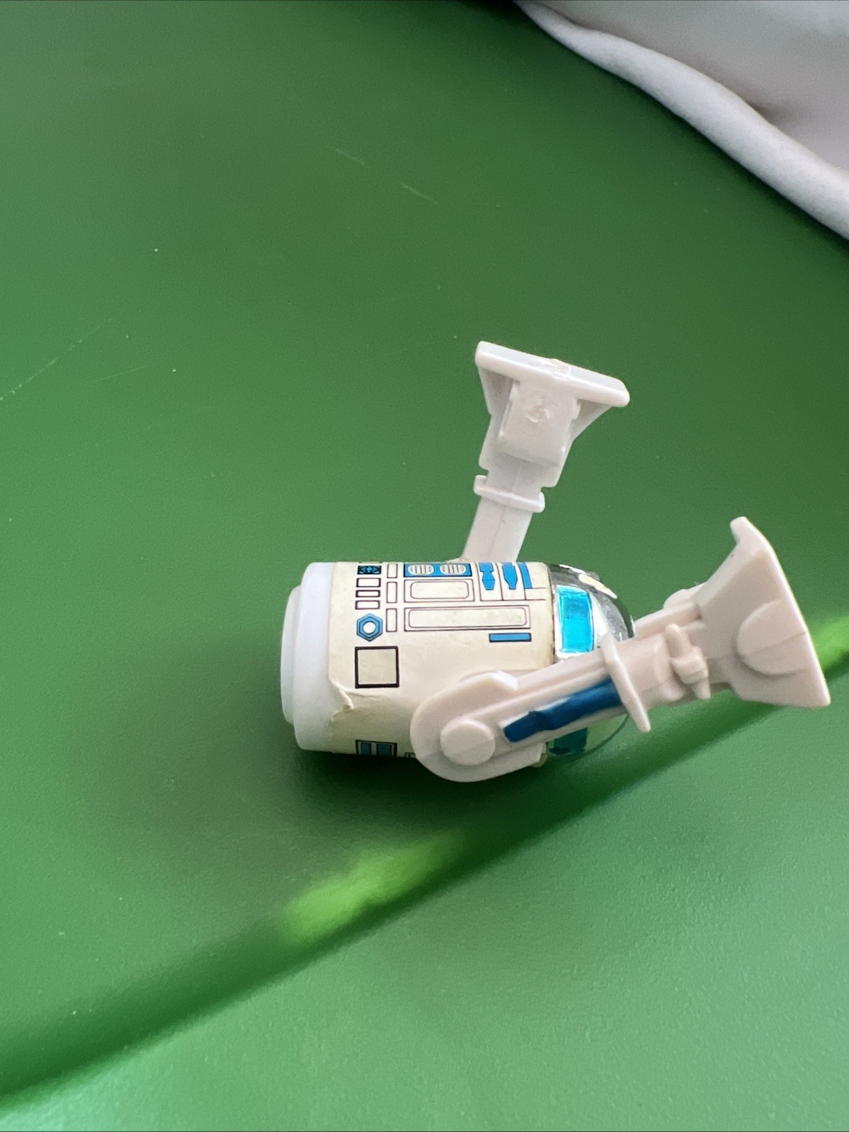 R2-D2 (Artoo-Detoo) sold