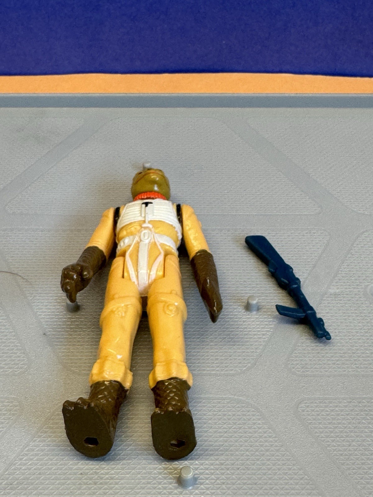 Bossk (Bounty Hunter) sold