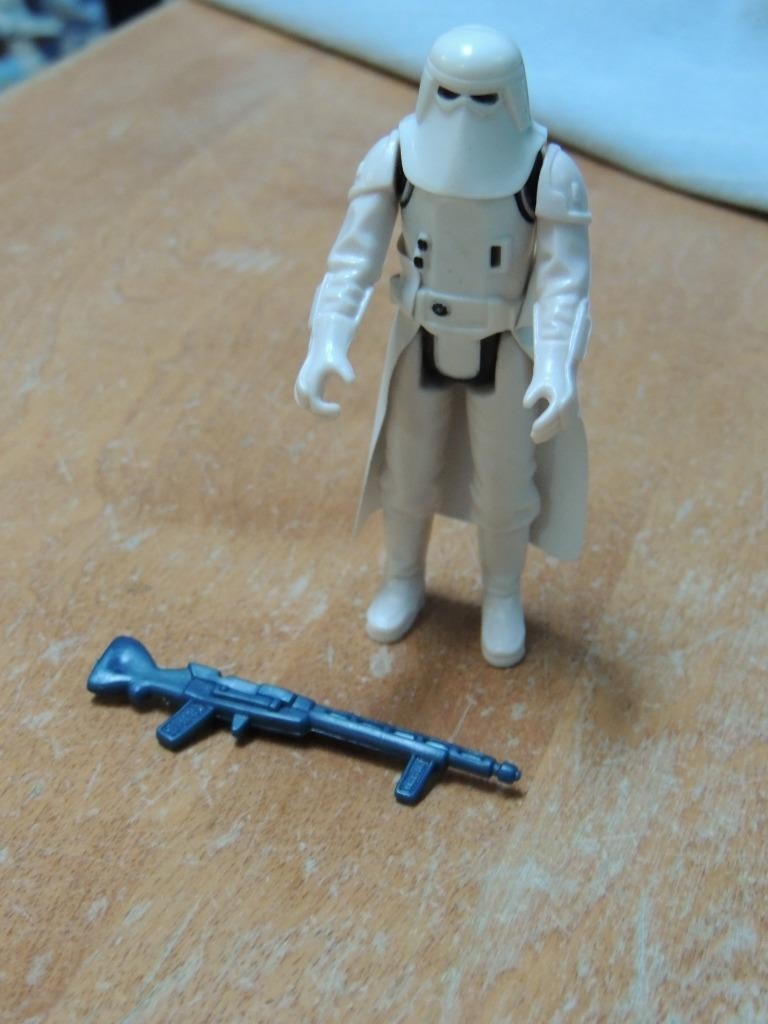 Imperial Stormtrooper (Hoth Battle Gear) - Snowtrooper sold