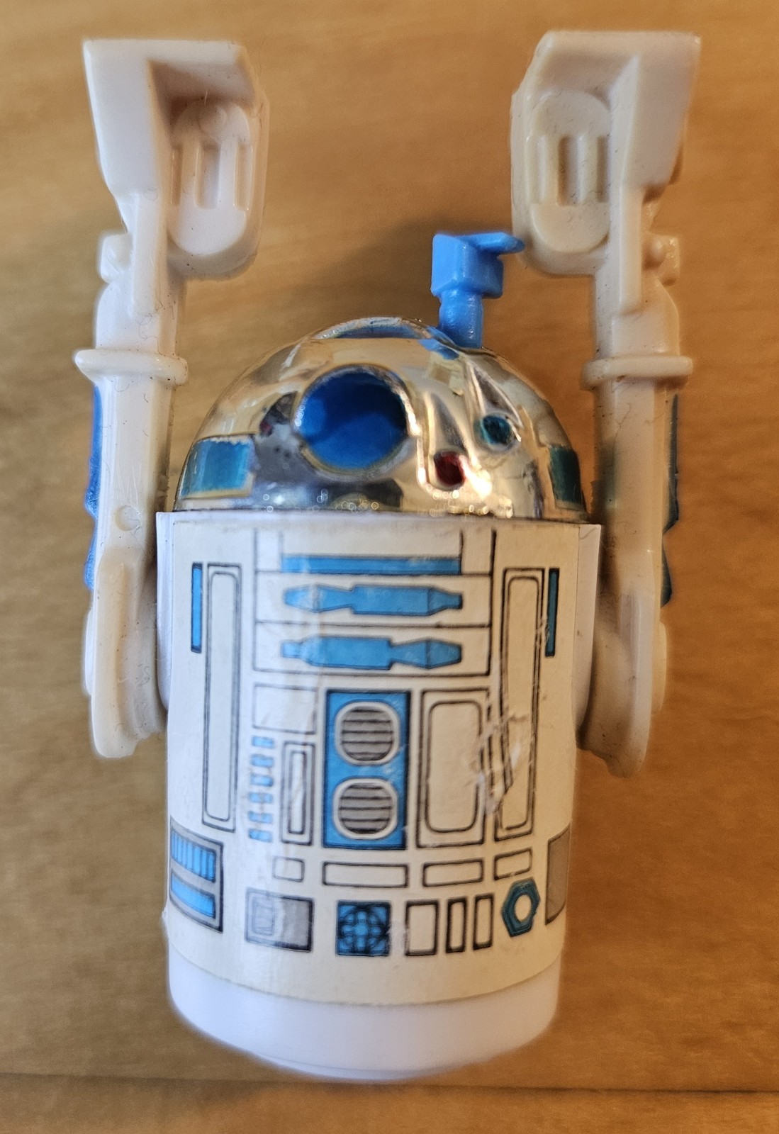 R2-D2 (Artoo-Detoo) (with Sensorscope) sold