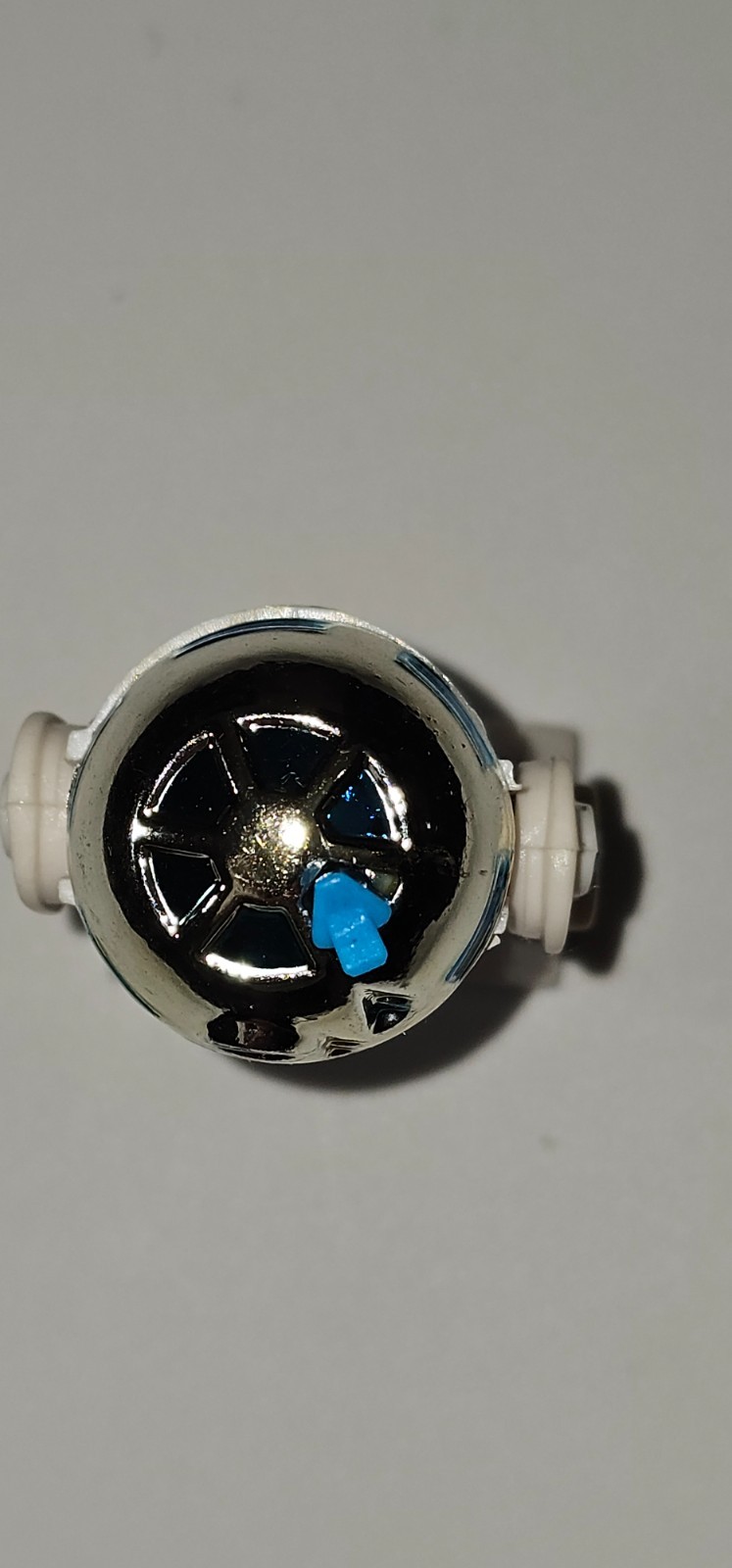 R2-D2 (Artoo-Detoo) (with Sensorscope) sold