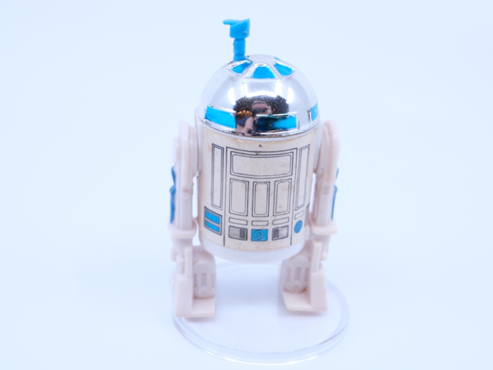 R2-D2 (Artoo-Detoo) (with Sensorscope) sold