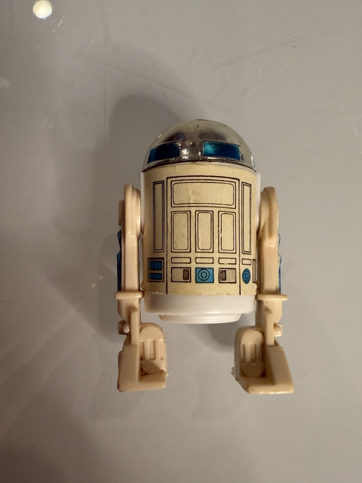 R2-D2 (Artoo-Detoo) (with Sensorscope) sold