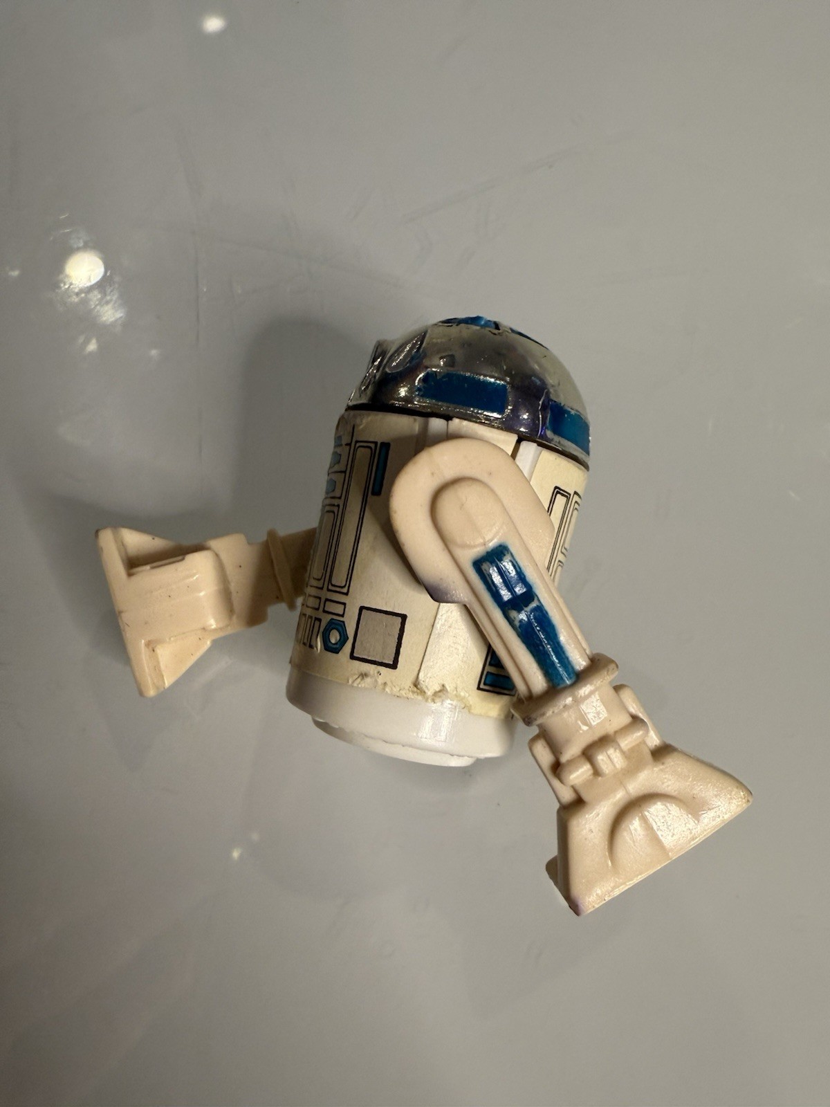 R2-D2 (Artoo-Detoo) (with Sensorscope) sold