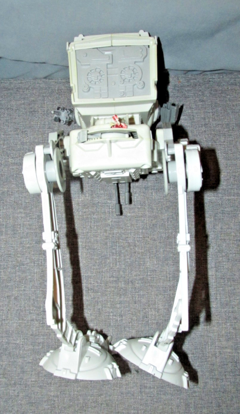 Scout Walker (AT-ST) sold