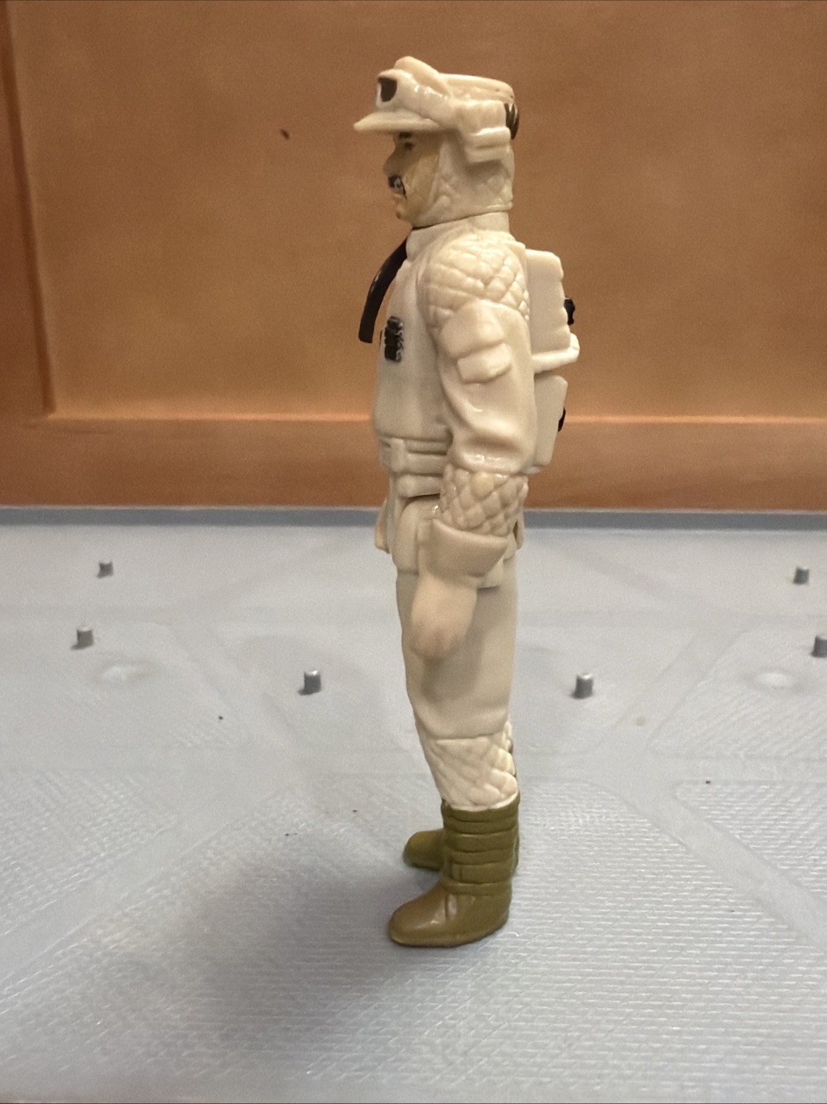 Rebel Commander sold