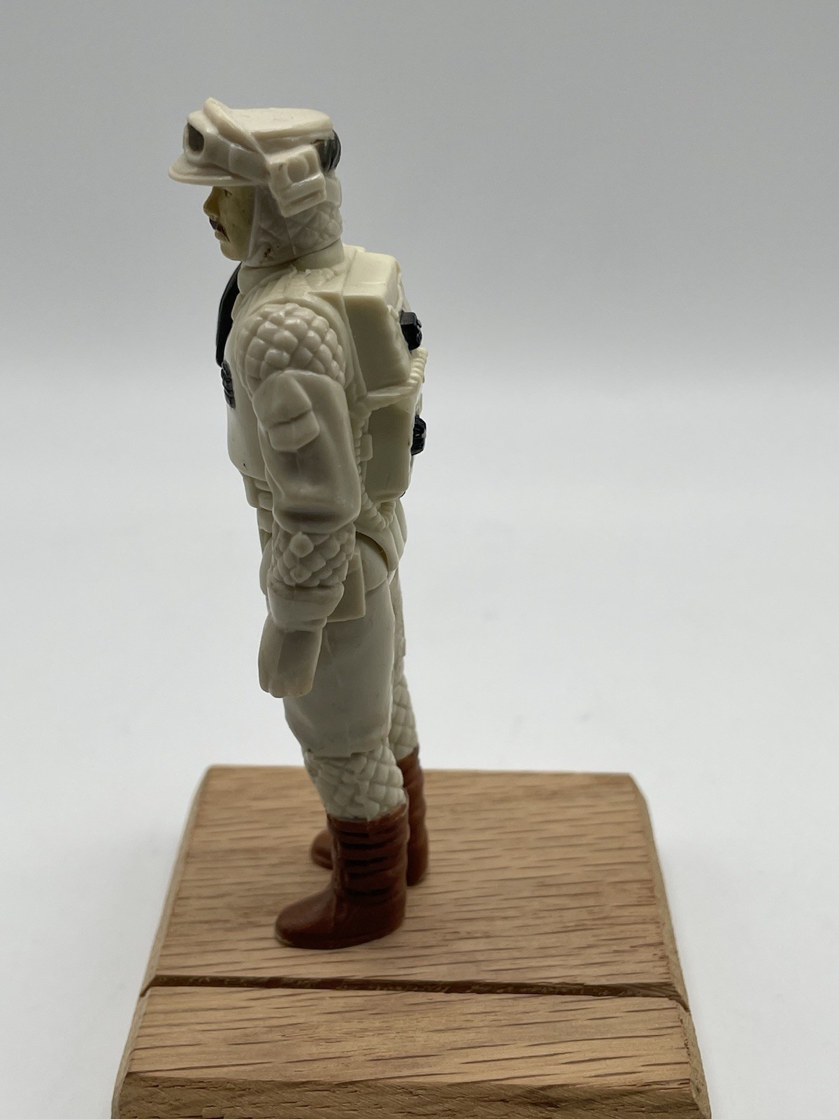 Rebel Commander sold