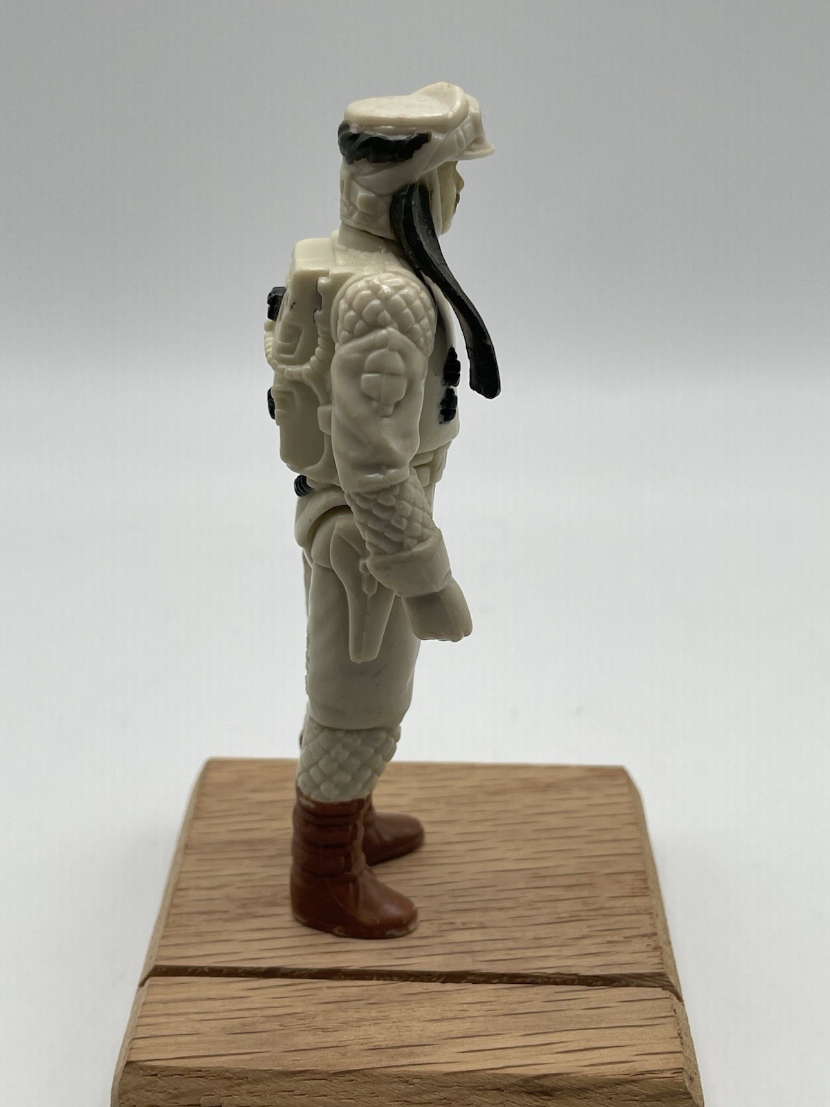 Rebel Commander sold