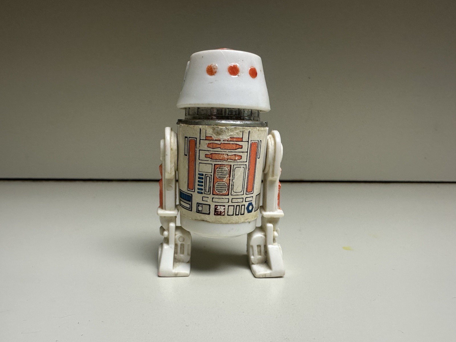 R5-D4 (Arfive-Defour) sold