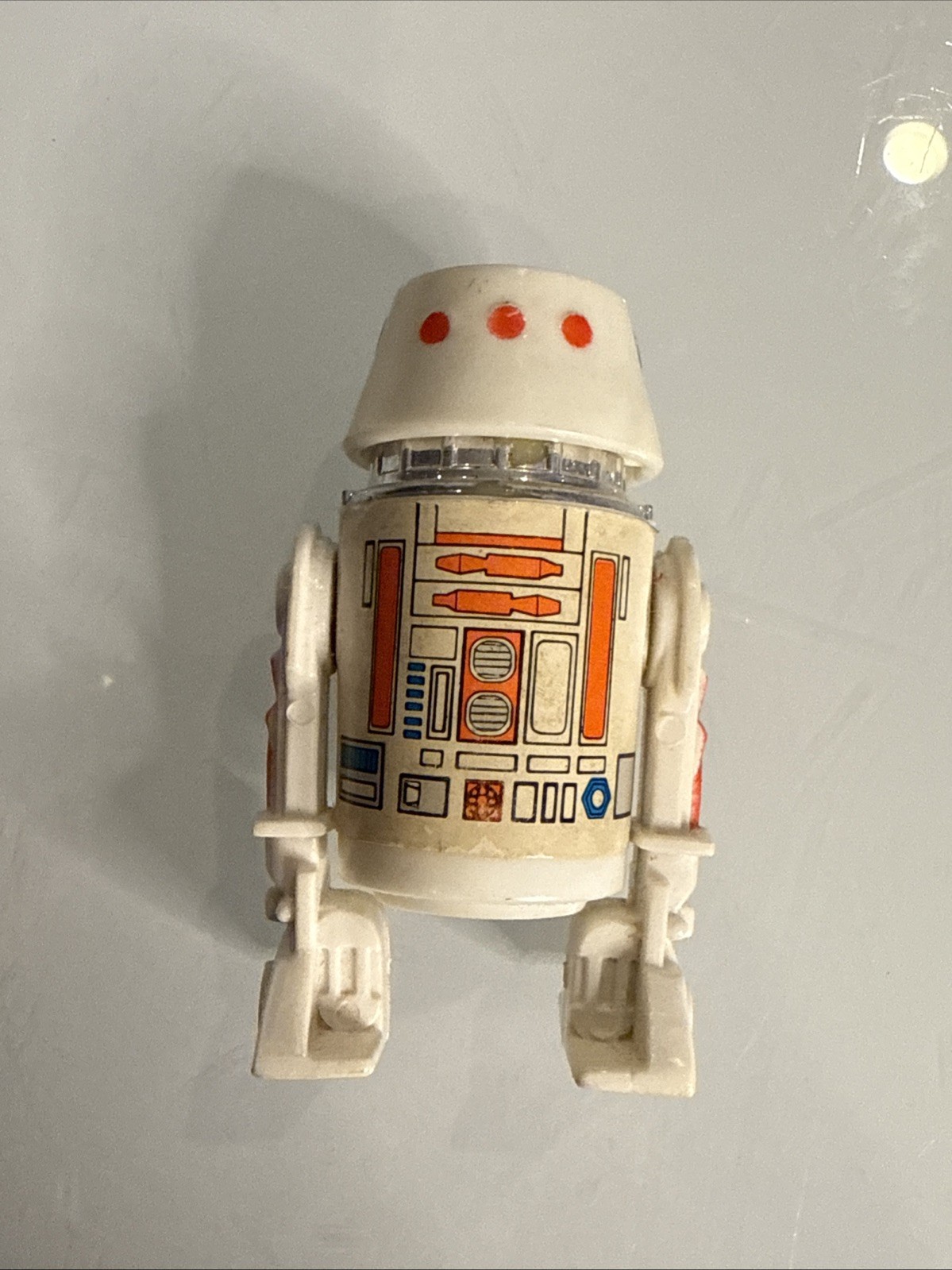 R5-D4 (Arfive-Defour) sold