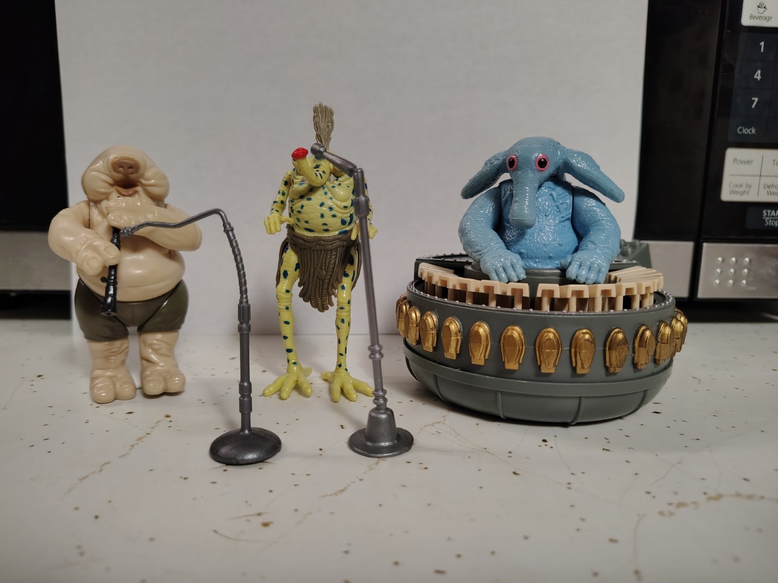 Sy Snootles & The Rebo Band sold
