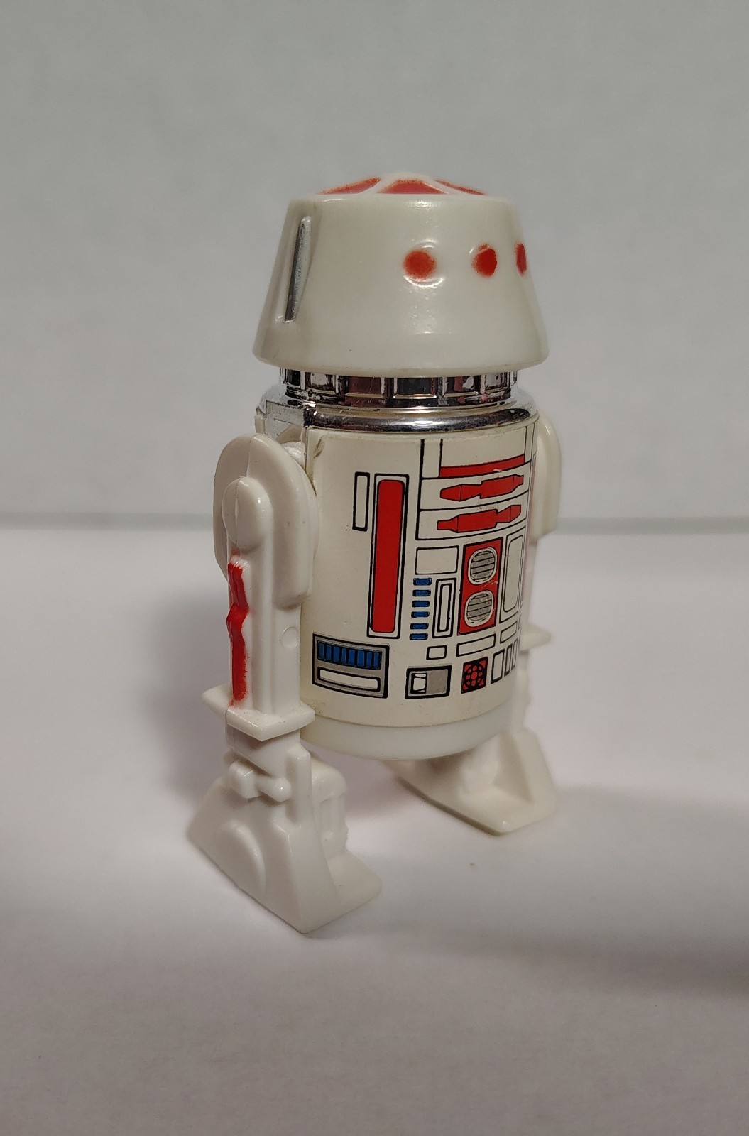 R5-D4 (Arfive-Defour) sold