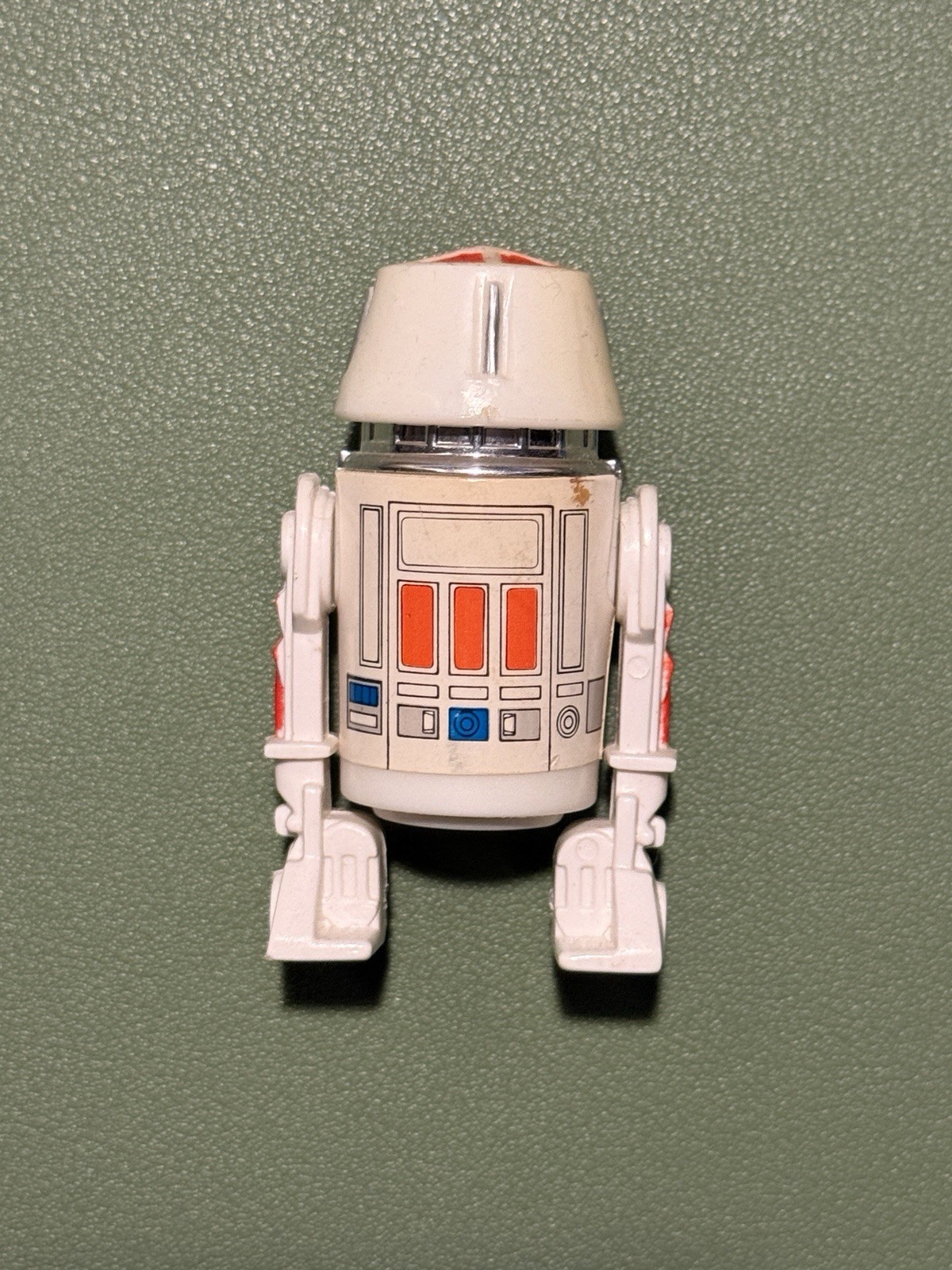 R5-D4 (Arfive-Defour) sold
