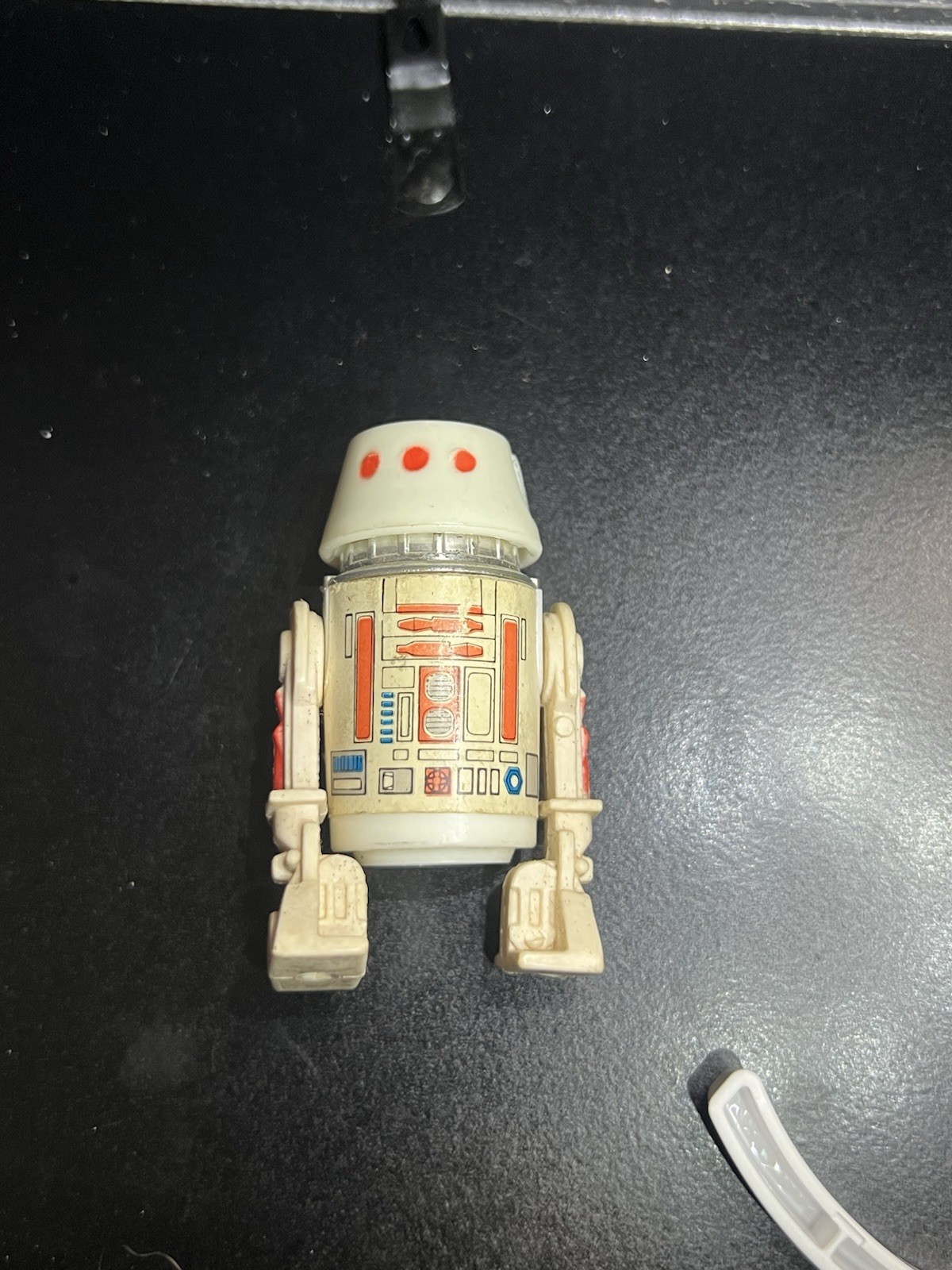 R5-D4 (Arfive-Defour) sold