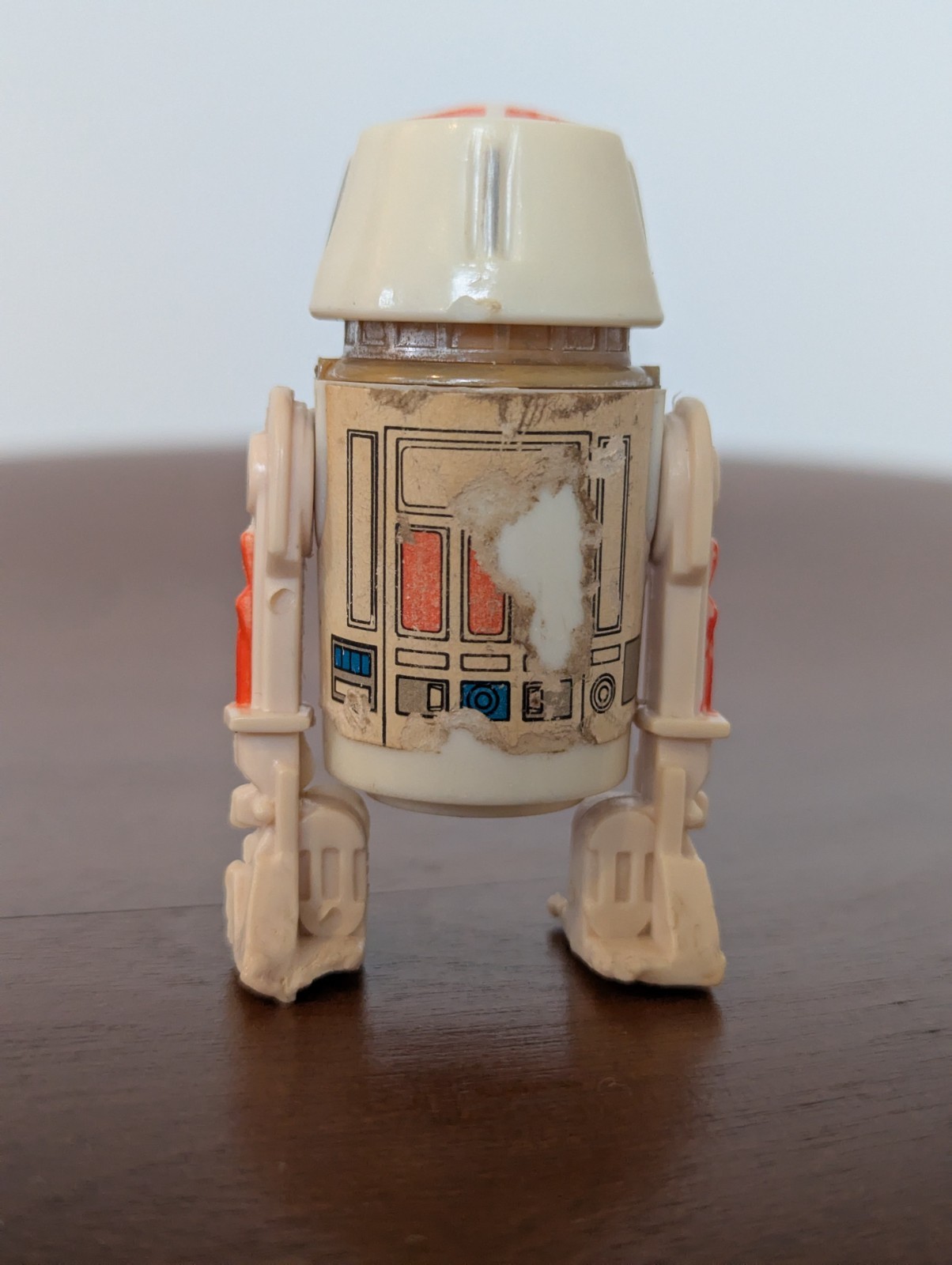 R5-D4 (Arfive-Defour) sold