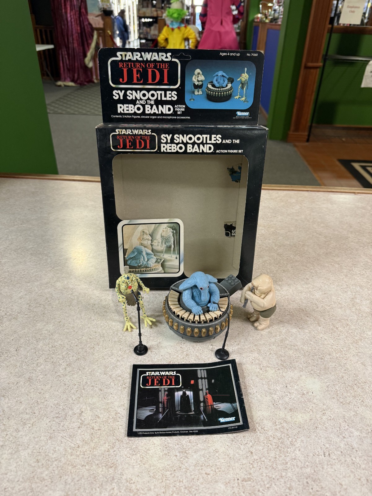 Sy Snootles & The Rebo Band sold