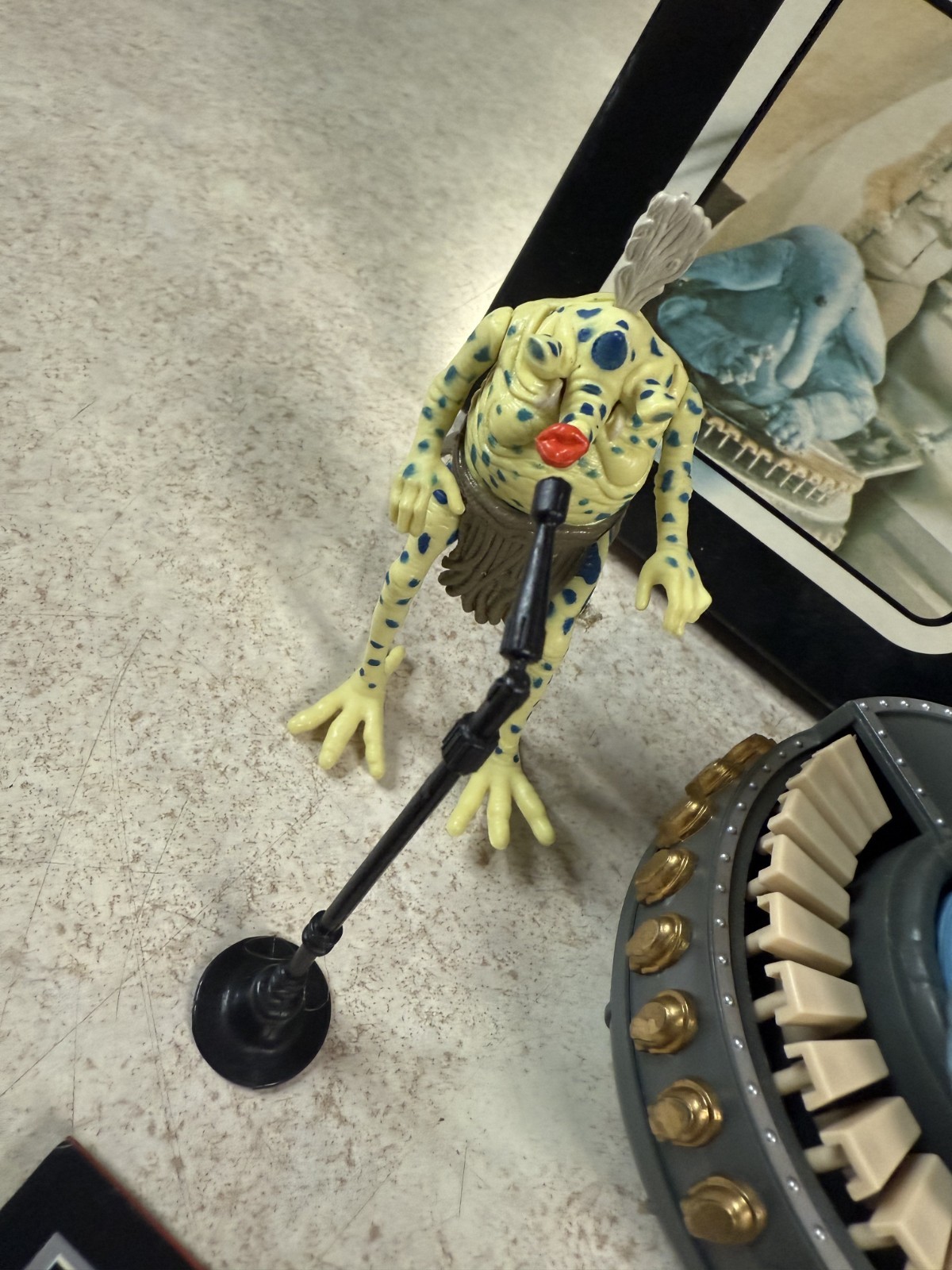 Sy Snootles & The Rebo Band sold