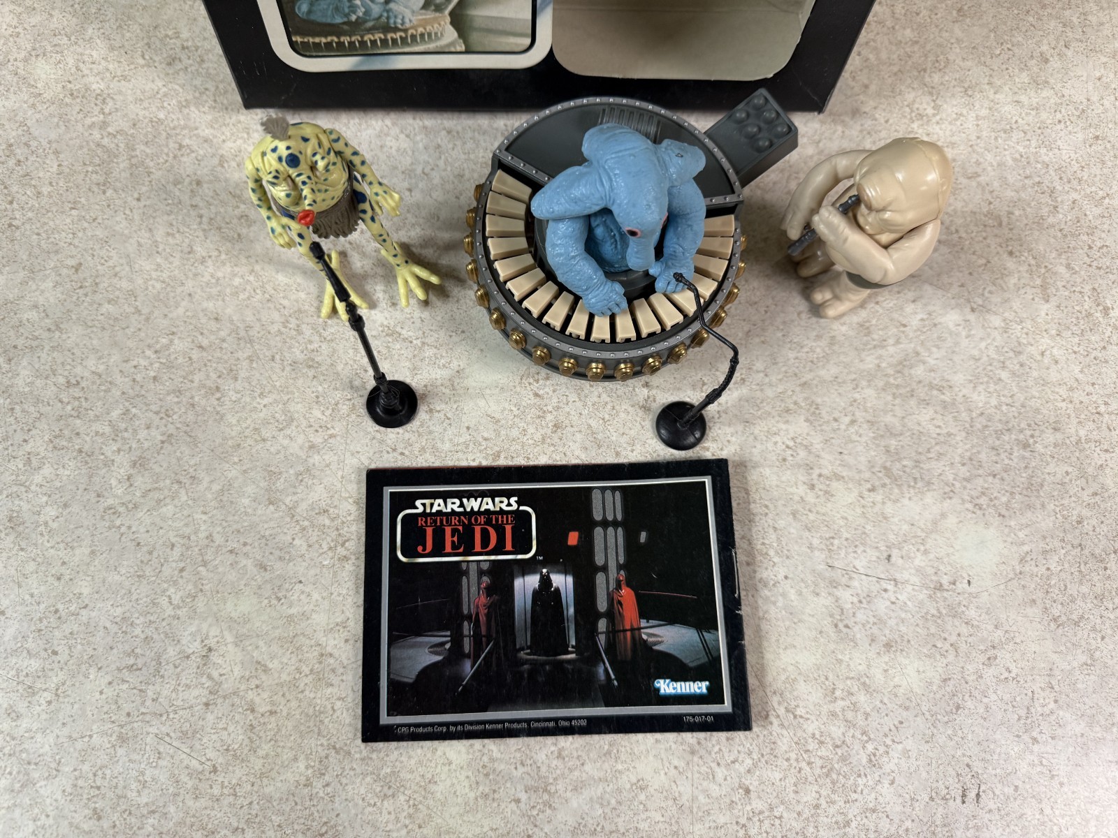 Sy Snootles & The Rebo Band sold